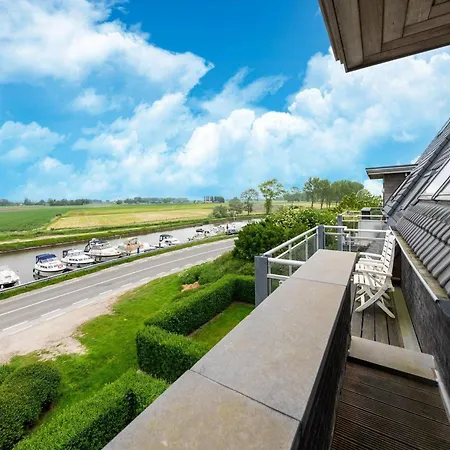 Apartment Quiet Getaway W Terrace Nieuwpoort